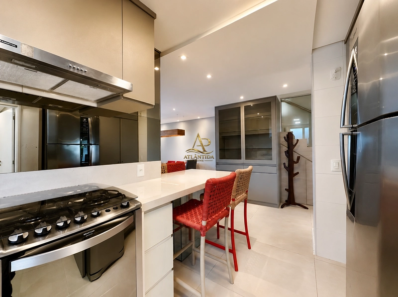 🏡 CASA DE ALTO PADRÃO À VENDA: 3ª foto da galeria de imagens do imóvel