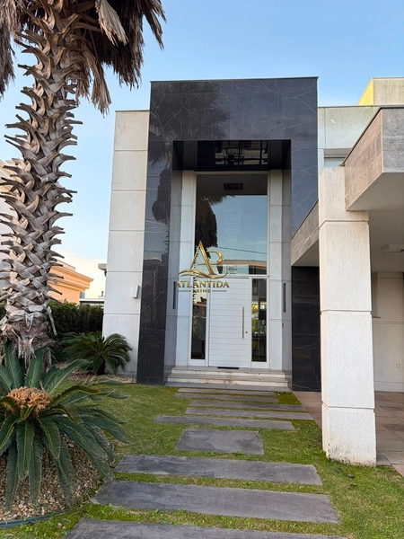 🏡 Casa sofisticada no coração de Xangri-Lá: 1ª foto da galeria de imagens do imóvel