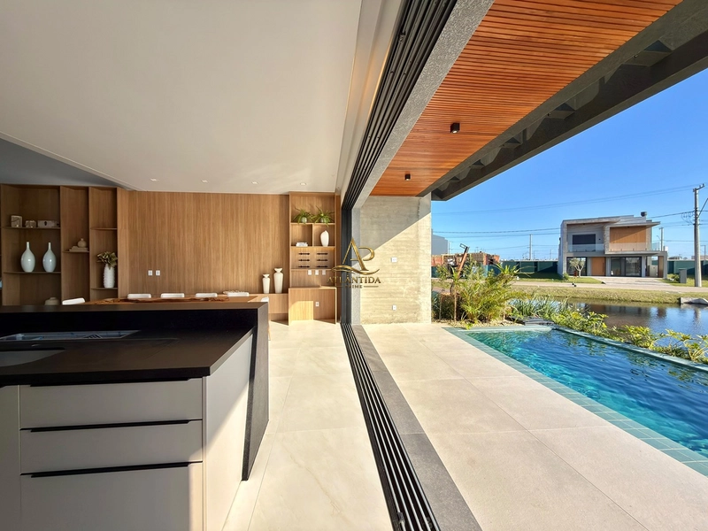 Uma residência completa, mobiliada e decorada, com ambientes pensados para proporcionar conforto, lazer e integração com a natureza.: 18ª foto da galeria de imagens do imóvel
