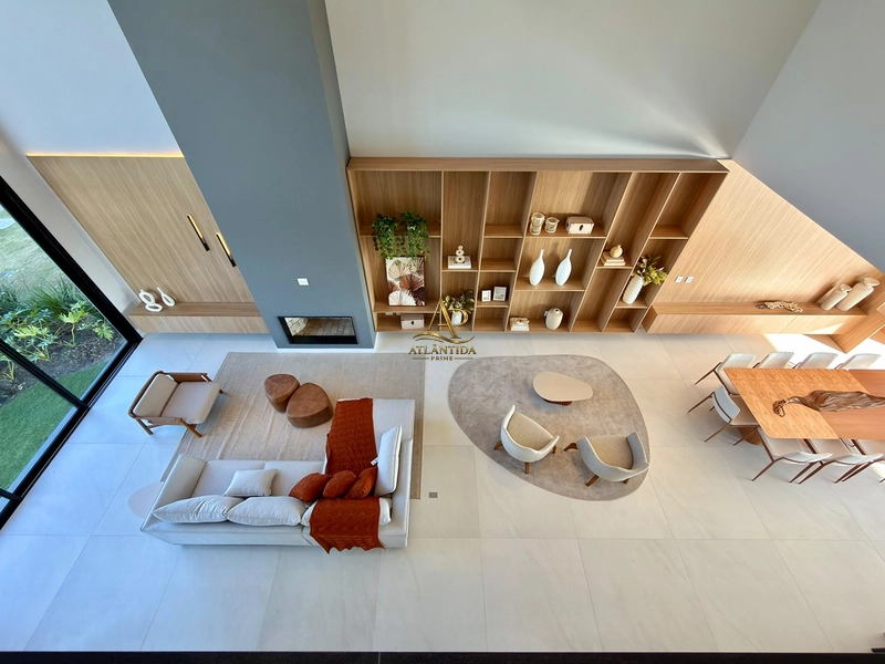 Uma residência completa, mobiliada e decorada, com ambientes pensados para proporcionar conforto, lazer e integração com a natureza.: 4ª foto da galeria de imagens do imóvel