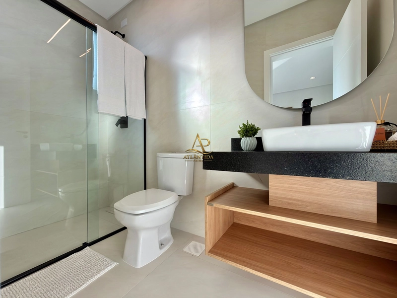 Uma residência completa, mobiliada e decorada, com ambientes pensados para proporcionar conforto, lazer e integração com a natureza.: 26ª foto da galeria de imagens do imóvel