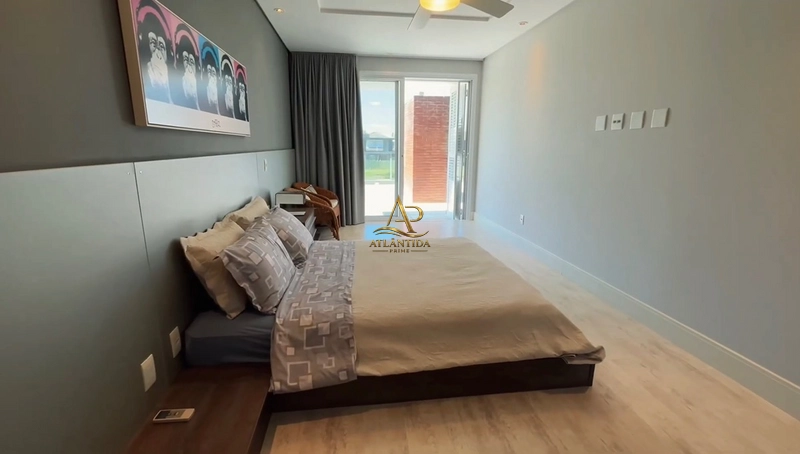 🏡 Seu novo capítulo começa aqui!  Imagine viver ou veranear em uma casa de alto padrão, com 4 suítes, piscina privativa e ambientes projetados para oferecer conforto, sofisticação e momentos inesquecíveis com a família.: 15ª foto da galeria de imagens do imóvel