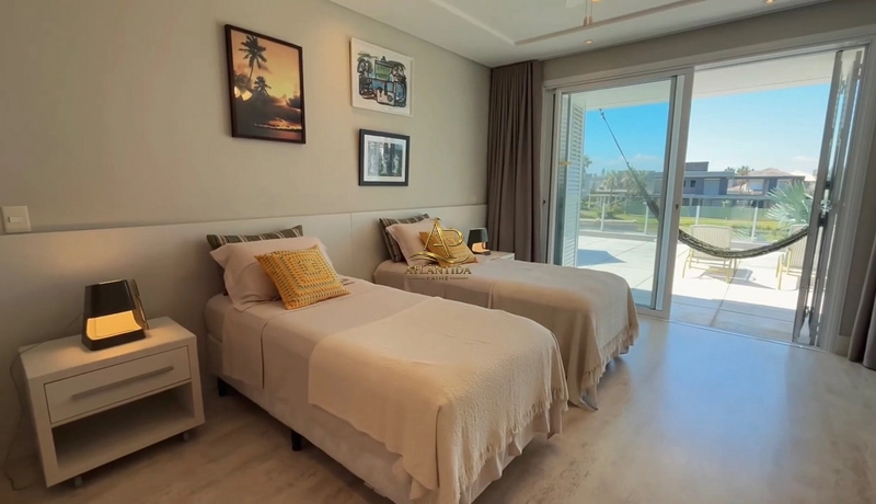 🏡 Seu novo capítulo começa aqui!  Imagine viver ou veranear em uma casa de alto padrão, com 4 suítes, piscina privativa e ambientes projetados para oferecer conforto, sofisticação e momentos inesquecíveis com a família.: 19ª foto da galeria de imagens do imóvel