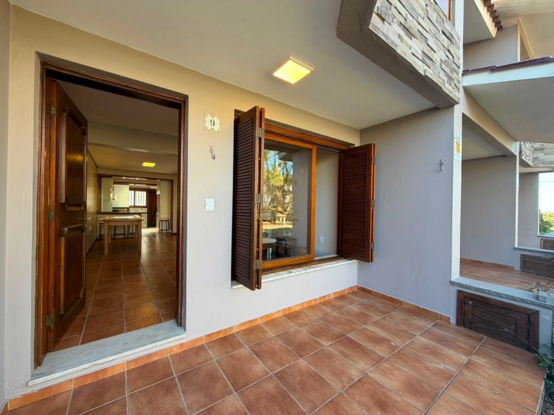 Duplex a junto ao mar , frente ampla área verde, sacada com vista !: 3ª foto da galeria de imagens do imóvel
