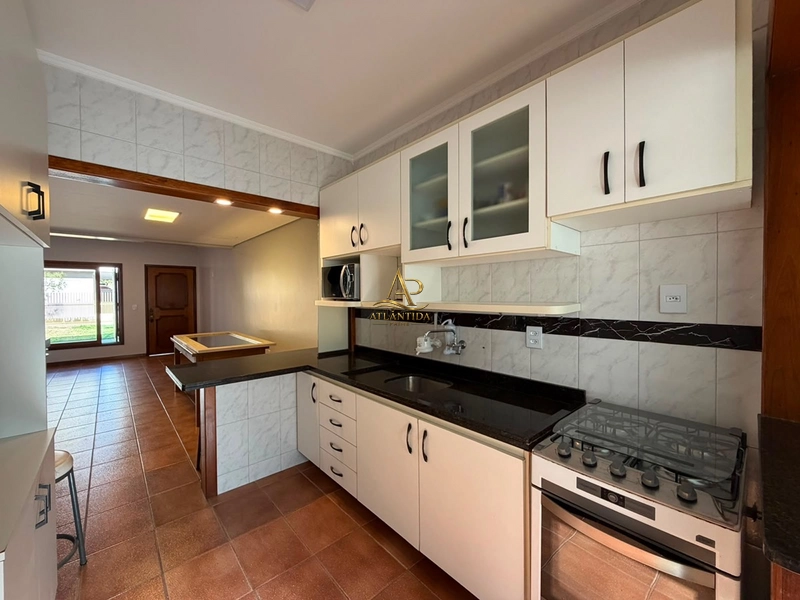 Duplex a junto ao mar , frente ampla área verde, sacada com vista !: 8ª foto da galeria de imagens do imóvel