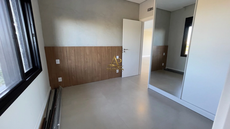 Residência exclusiva em condomínio fechado no bairro Maristela, em Xangri-Lá.: 10ª foto da galeria de imagens do imóvel