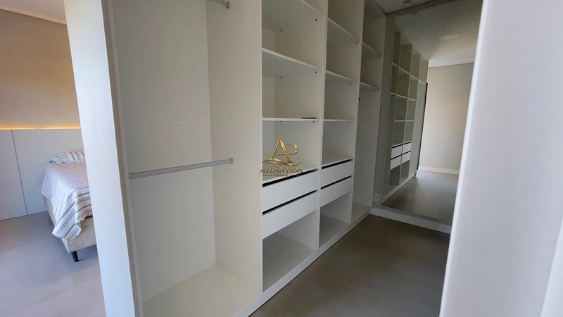 Residência exclusiva em condomínio fechado no bairro Maristela, em Xangri-Lá.: 16ª foto da galeria de imagens do imóvel