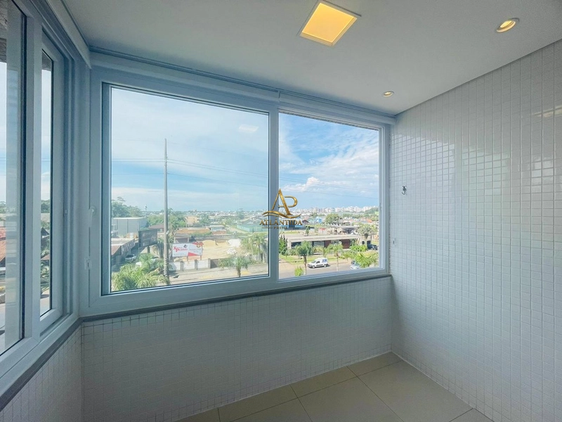 Oportunidade em Atlântida, apartamento 3 dormitórios de frente com sacada !: 23ª foto da galeria de imagens do imóvel