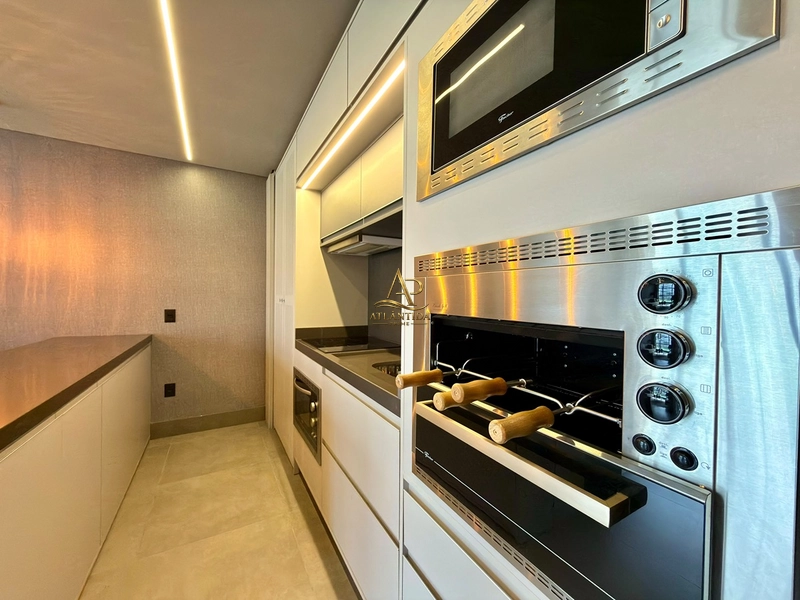 Apartamento finamente mobiliado e decorado, completo e pronto para você aproveitar — ou investir com excelente potencial de locação.: 9ª foto da galeria de imagens do imóvel