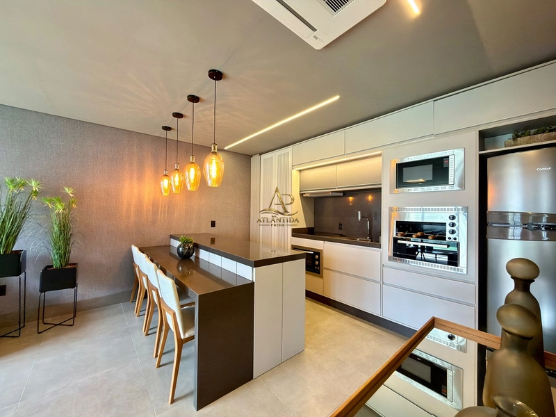 Apartamento finamente mobiliado e decorado, completo e pronto para você aproveitar — ou investir com excelente potencial de locação.: 13ª foto da galeria de imagens do imóvel