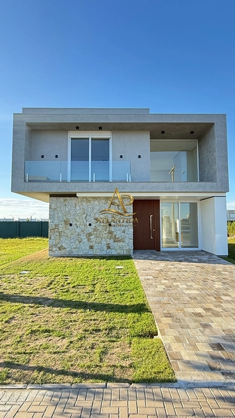 CASA EM CONDOMÍNIO À VENDA EM XANGRI-LÁ: 1ª foto da galeria de imagens do imóvel