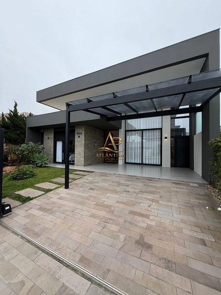 Casa Padrão Condominio a poucos metros da Praia.: 2ª foto da galeria de imagens do imóvel