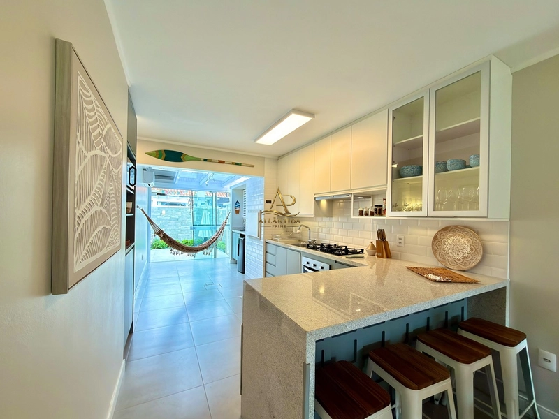 Casa mobiliada e decorada, com 3 dormitórios, sendo 1 suíte, no Condomínio Casa Hermosa.: 6ª foto da galeria de imagens do imóvel