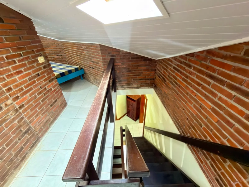 CASA EM RESIDENCIAL À VENDA: 7ª foto da galeria de imagens do imóvel