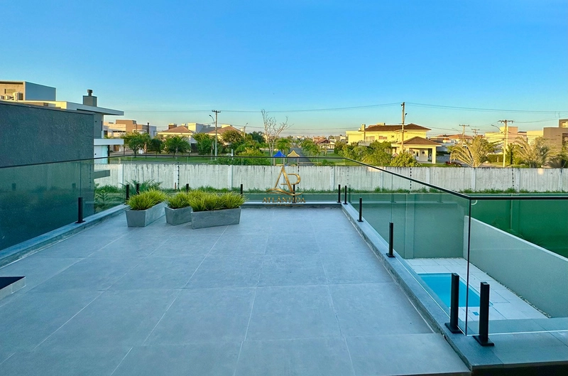 Uma residência pensada para quem valoriza **arquitetura contemporânea, ambientes integrados e qualidade de vida**.: 18ª foto da galeria de imagens do imóvel