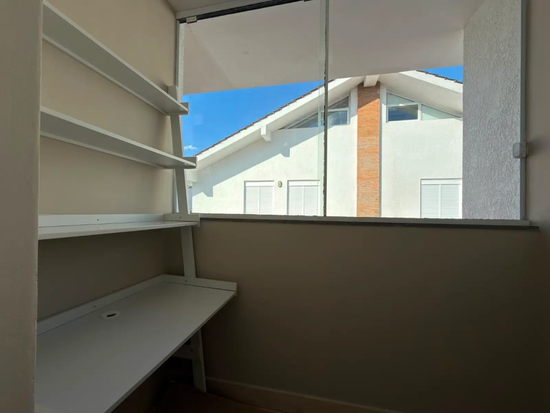 CASA À VENDA: 4ª foto da galeria de imagens do imóvel