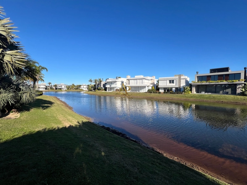 🏡 SOBRADO À VENDA | CONDOMÍNIO ENSEADA – XANGRI-LÁ: 16ª foto da galeria de imagens do imóvel