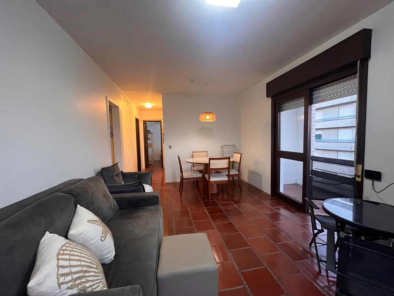 Apartamento de frente , sacada de esquina com churrasqueira!: 3ª foto da galeria de imagens do imóvel