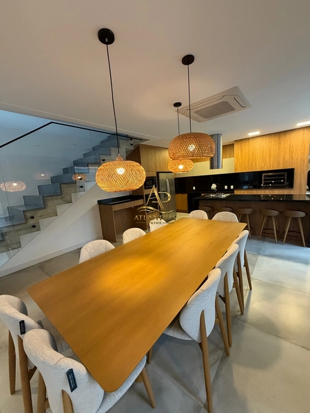 Casa nova de alto padrão a poucos metros do mar : 20ª foto da galeria de imagens do imóvel