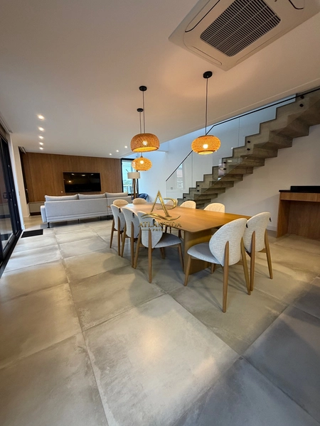 Casa nova de alto padrão a poucos metros do mar : 7ª foto da galeria de imagens do imóvel