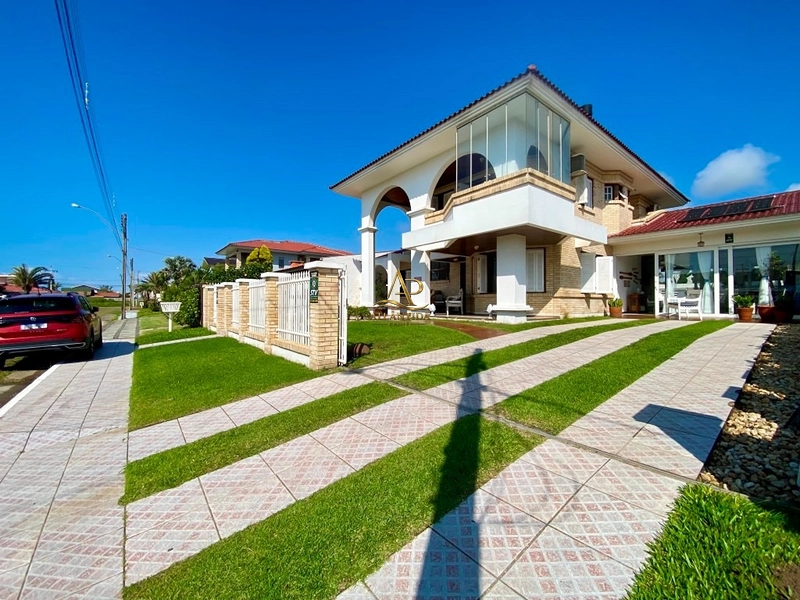 🔥 A 2 QUADRAS DO MAR EM ATLÂNTIDA 4 DORMITÓRIOS • PISCINA • MOBILIADA: 3ª foto da galeria de imagens do imóvel