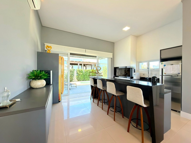 Casa Térrea Selecionada — Mobiliada, Decorada e com Piscina no Condomínio Dubai: 9ª foto da galeria de imagens do imóvel