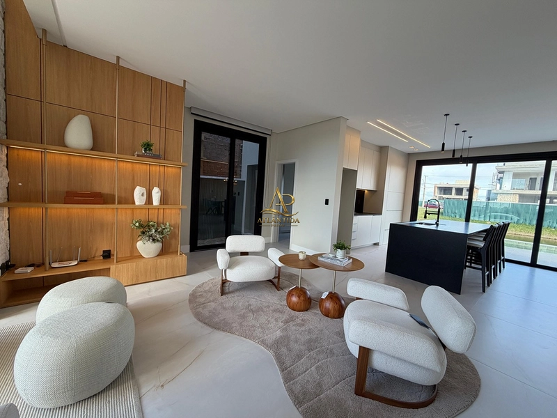 Casa em Condomínio de Alto Padrão em Xangri-Lá: 4ª foto da galeria de imagens do imóvel