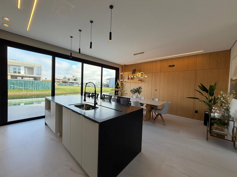 Casa em Condomínio de Alto Padrão em Xangri-Lá: 9ª foto da galeria de imagens do imóvel