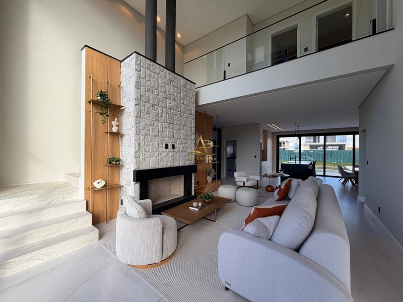 Casa em Condomínio de Alto Padrão em Xangri-Lá: 2ª foto da galeria de imagens do imóvel