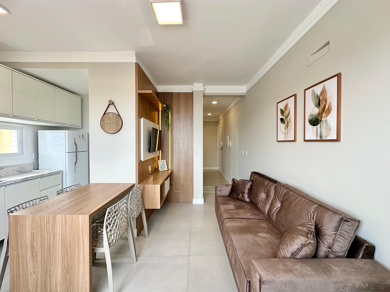 Lindo apartamento de 1 Dormitório em Zona Nobre: 3ª foto da galeria de imagens do imóvel