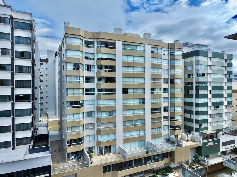 Apartamento de frente com Terraço: 35ª foto da galeria de imagens do imóvel