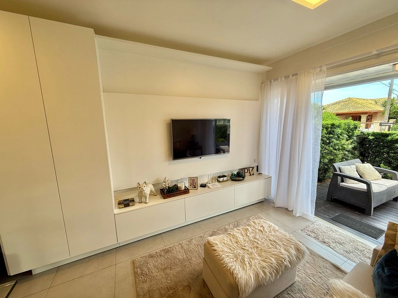 Apartamento com varanda térrea magnifica: 6ª foto da galeria de imagens do imóvel