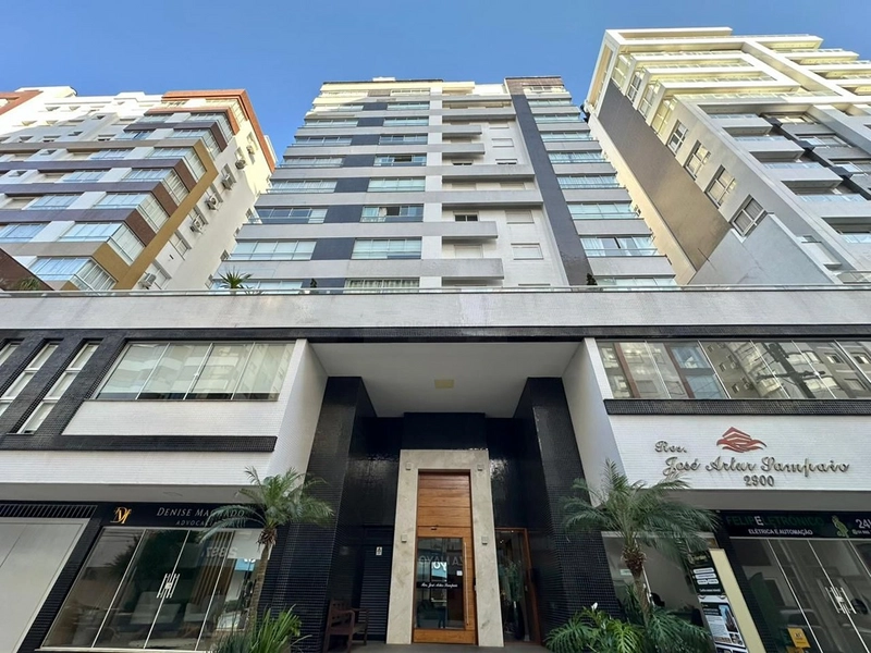 APARTAMENTO À VENDA BAIRRO NAVEGANTES MOBILIADO E DECORADO AUTOMATIZADO -: 8ª foto da galeria de imagens do imóvel