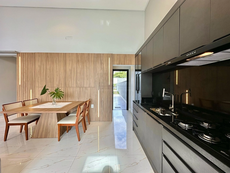 Linda Casa 3 Dormitorios c Suite em jardim Beira Mar: 9ª foto da galeria de imagens do imóvel