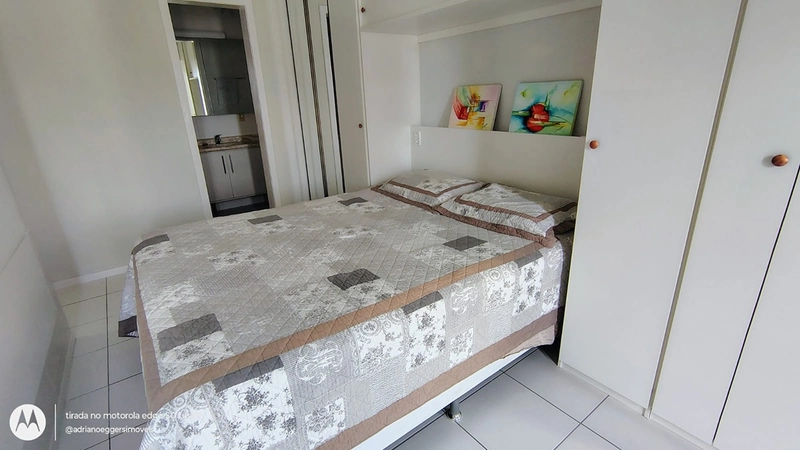 Lindo partamento 2 dormitorios mobiliado com garagem dupla 2 quadras do Mar e da Praça: 4ª foto da galeria de imagens do imóvel