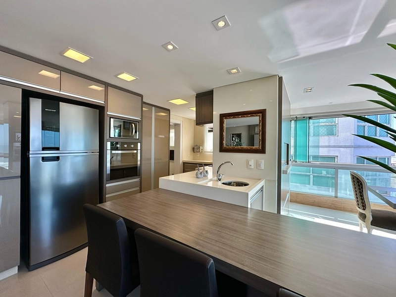 Magnifico apartamento 4 suites frente Mar: 10ª foto da galeria de imagens do imóvel