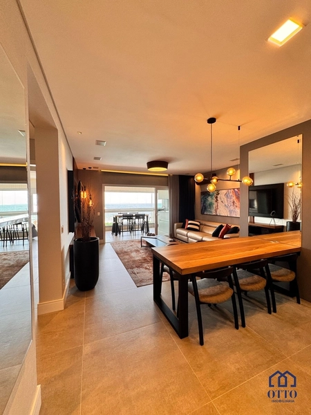 APARTAMENTO ALTO PADRÃO FRENTE MAR PÉ NA AREIA, NA CACHOEIRA B. JESUS.: 6ª foto da galeria de imagens do imóvel