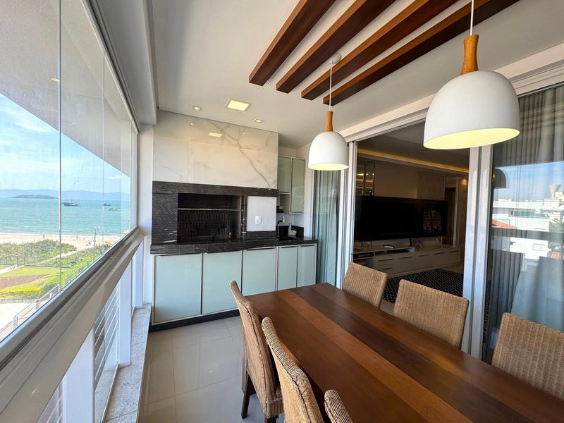 Apartamento pé na areia com vista Mar, na Cachoeira do Bom Jesus.: 1ª foto da galeria de imagens do imóvel