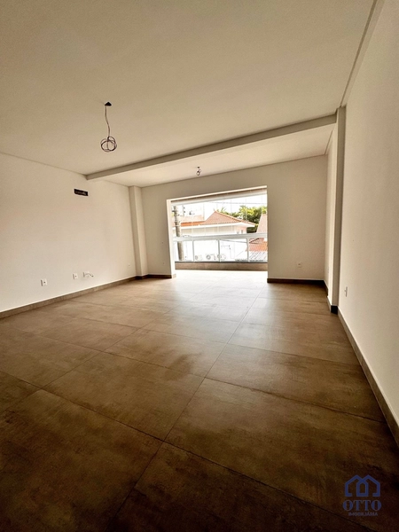 Apartamento  02 suítes, ensolarado e  a poucos metros do mar.: 3ª foto da galeria de imagens do imóvel