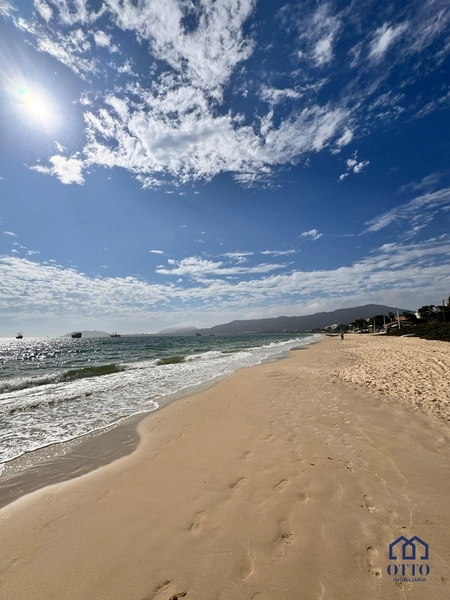 Apartamento 02 suítes, novo e equipado, apenas 20 passos da praia!: 1ª foto da galeria de imagens do imóvel