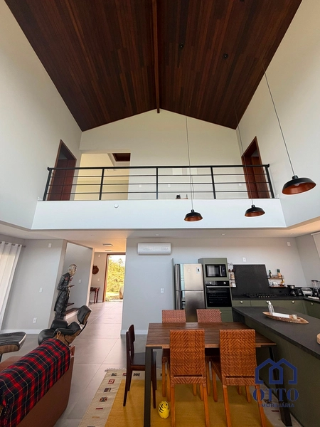 Casa na Serra,em Rancho Queimado, em condomínio fechado com boa infraestrutura.: 15ª foto da galeria de imagens do imóvel