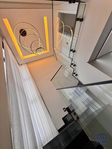 Casa Exclusiva em Zona Tranquila com Conforto e Tecnologia: 14ª foto da galeria de imagens do imóvel