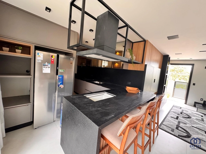 Casa Exclusiva em Zona Tranquila com Conforto e Tecnologia: 10ª foto da galeria de imagens do imóvel