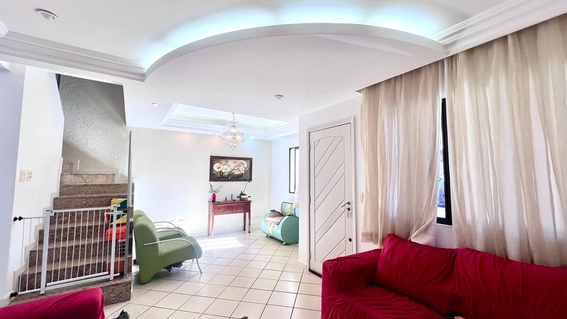 Casa em Condomínio - Região Oeste: 2ª foto da galeria de imagens do imóvel