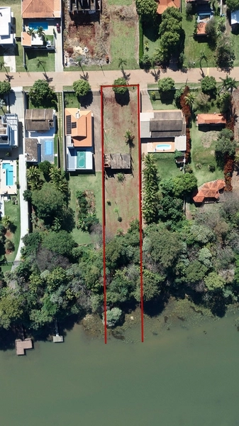 OPORTUNIDADE -Lote molhado Condomínio Riviera do Poente: 1ª foto da galeria de imagens do imóvel