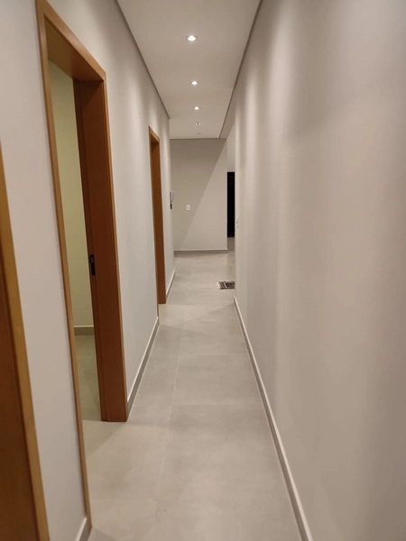 Casa á venda - Região Leste - Londrina: 4ª foto da galeria de imagens do imóvel