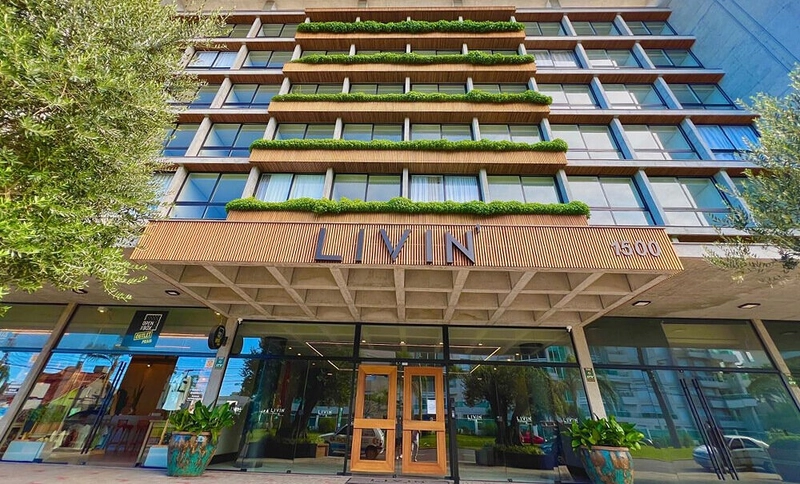 Livin Resort House & Street Mall
