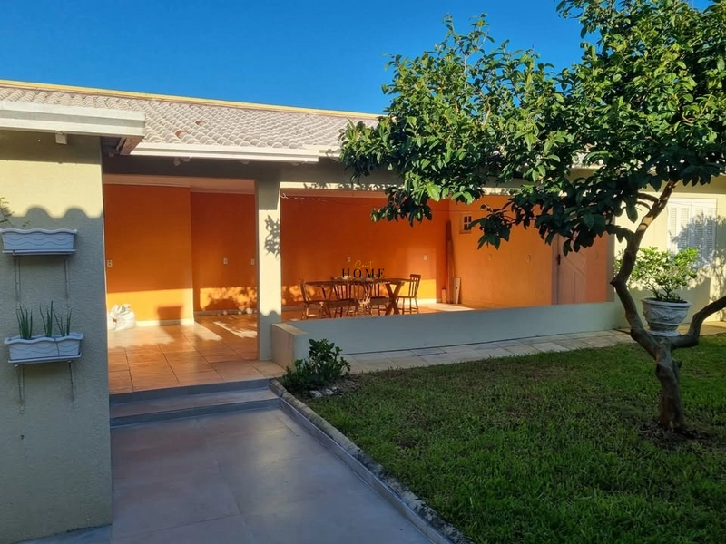 Casa à venda no centro de Imbé: 6ª foto da galeria de imagens do imóvel