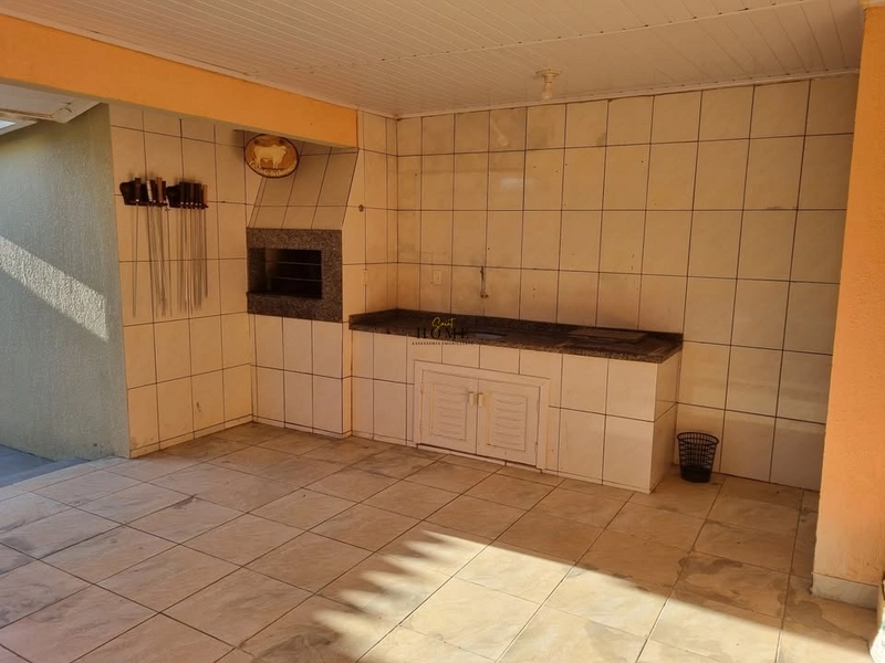 Casa à venda no centro de Imbé: 8ª foto da galeria de imagens do imóvel