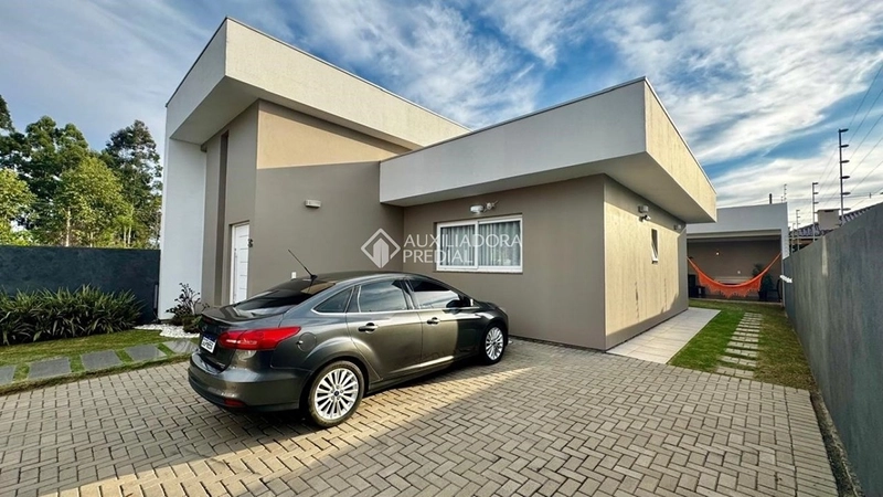 Linda casa à venda em ESTÂNCIA VELHA : 1ª foto da galeria de imagens do imóvel